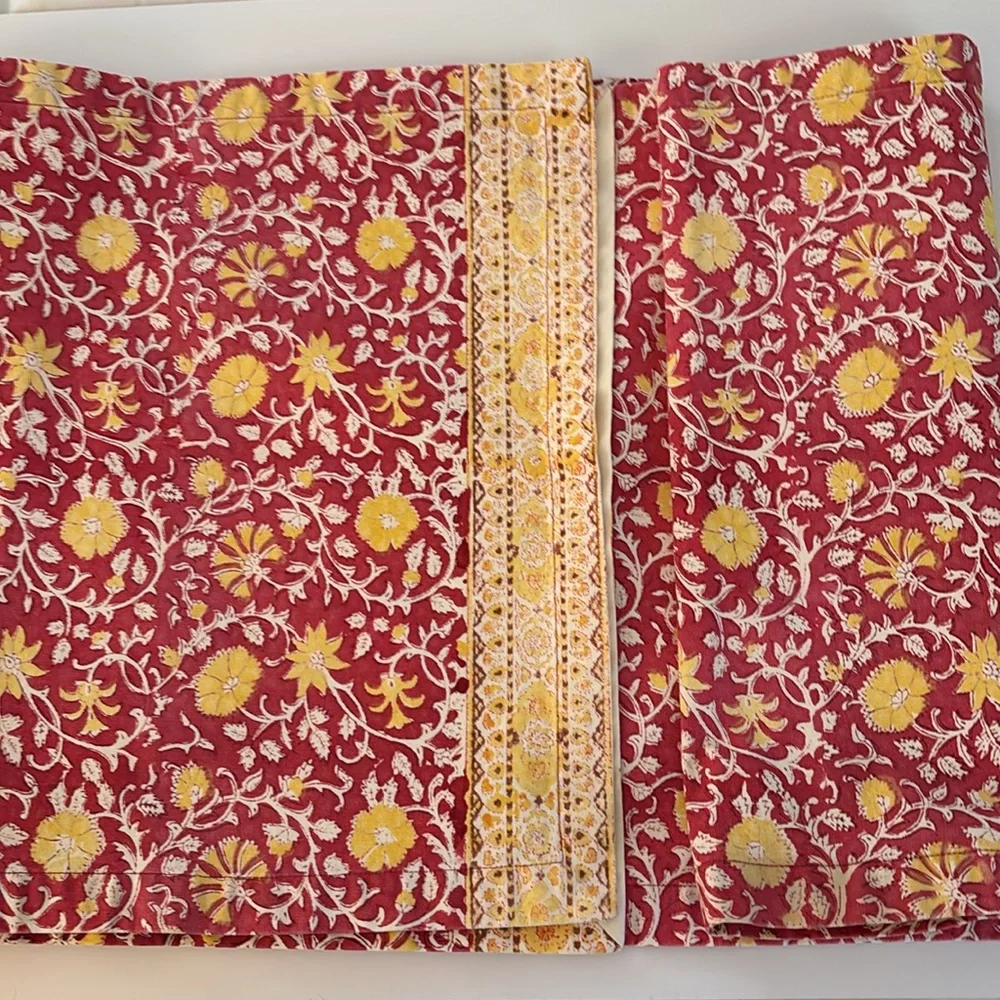 Pottery Barn Paisley Country Table Runner